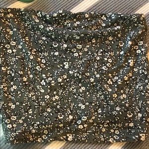 Selling American eagle floral crop top